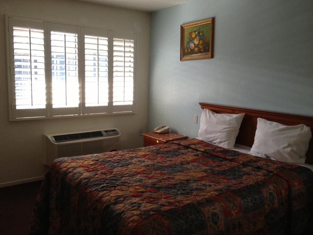 Scottish Inns Long Beach Chambre photo