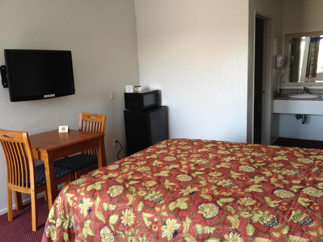 Scottish Inns Long Beach Extérieur photo